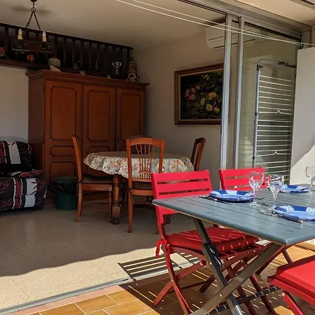 T2 With Terrace In Appartement *